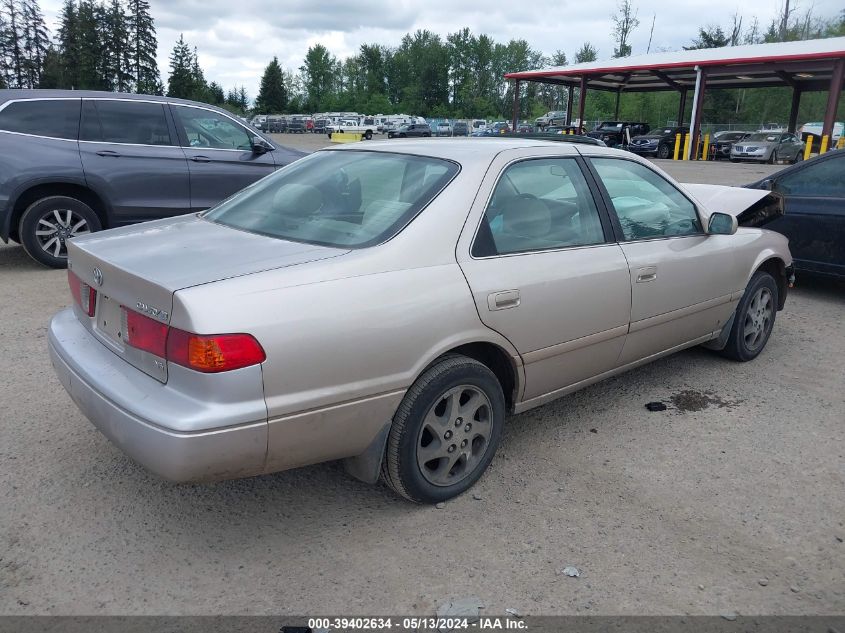 2000 Toyota Camry Le VIN: 4T1BG22K8YU925558 Lot: 39402634