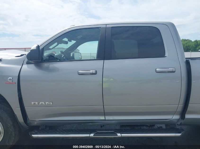 2022 Ram 3500 Big Horn 4X4 8' Box VIN: 3C63RRHL0NG225826 Lot: 39402669