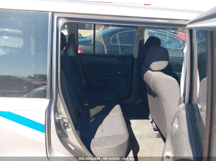 2004 Scion Xb VIN: JTLKT324140156723 Lot: 39402686