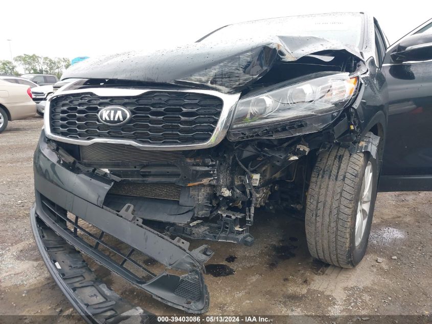 2019 Kia Sorento 2.4L L VIN: 5XYPG4A32KG575286 Lot: 39403086