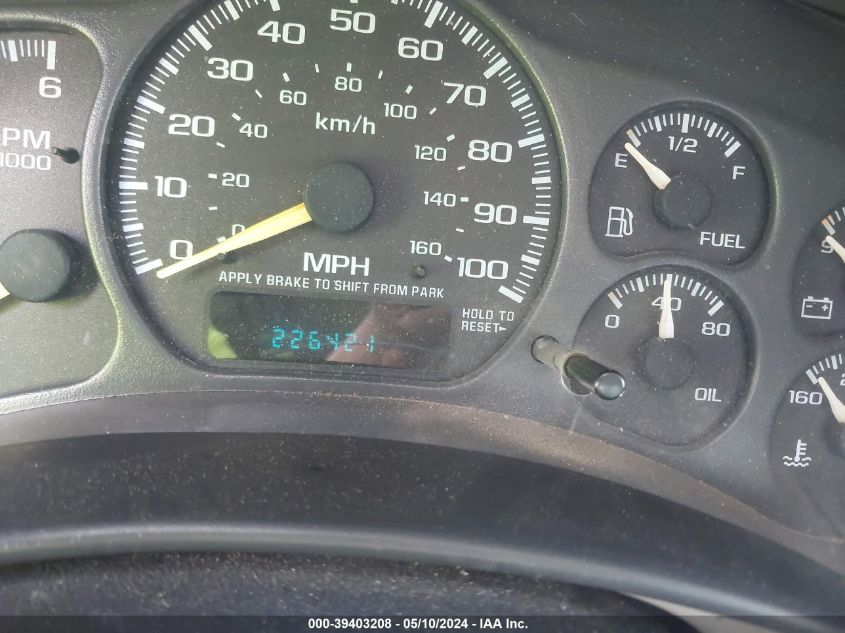 2000 Chevrolet Silverado 1500 Ls VIN: 2GCEC19V9Y1344752 Lot: 39403208