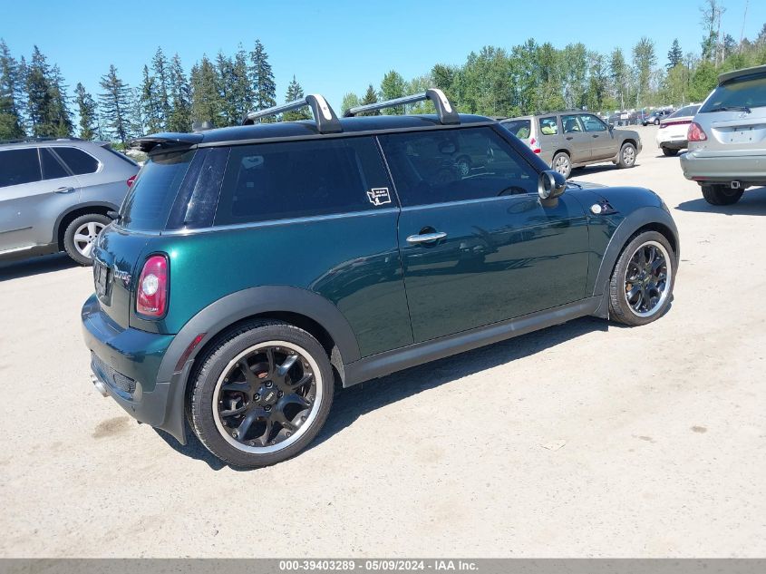 2010 Mini Cooper S VIN: WMWMF7C52ATZ70168 Lot: 39403289