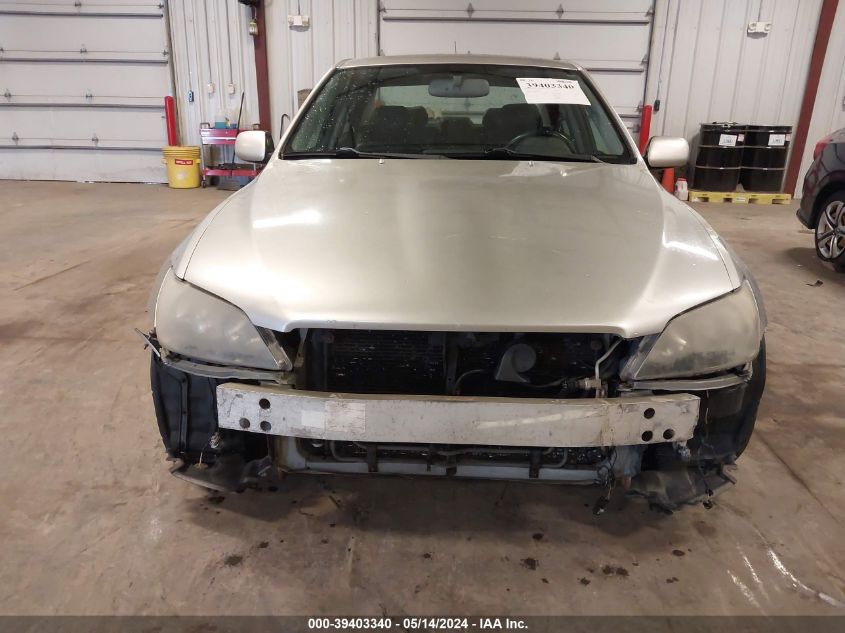 2002 Lexus Is 300 VIN: JTHBD192520038431 Lot: 39403340