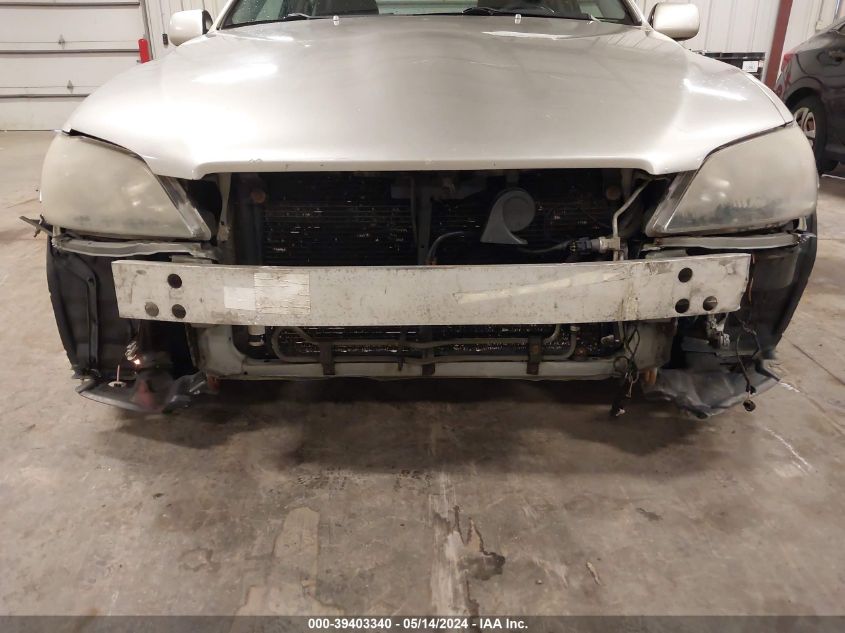 2002 Lexus Is 300 VIN: JTHBD192520038431 Lot: 39403340