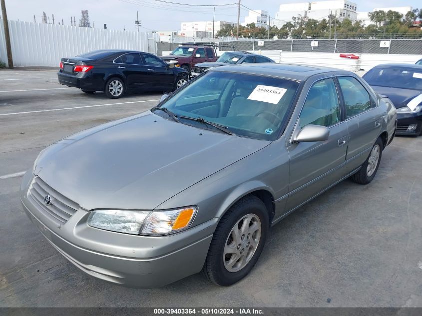 1999 Toyota Camry Le V6 VIN: JT2BF28K2X0158464 Lot: 39403364