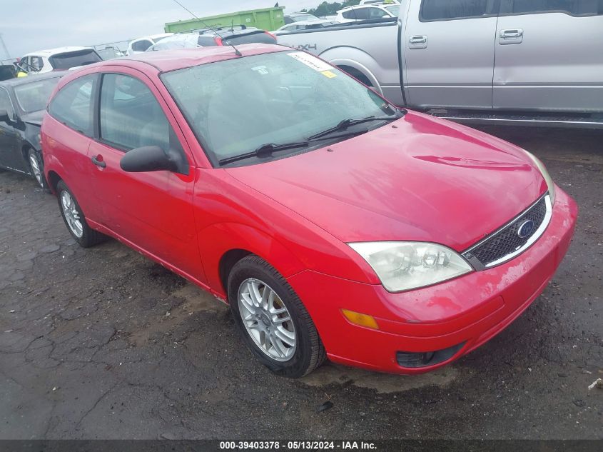 2005 Ford Focus Zx3 VIN: 3FAFP31NX5R135839 Lot: 39403378