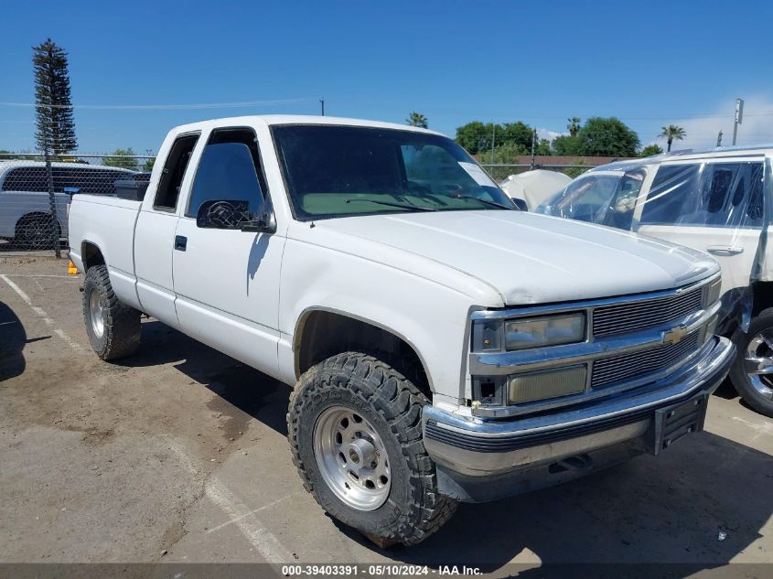 1998 Chevrolet K1500 Fleetside VIN: 1GCEK19R2WE156950 Lot: 39403391