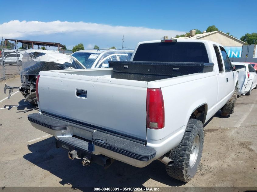 1998 Chevrolet K1500 Fleetside VIN: 1GCEK19R2WE156950 Lot: 39403391