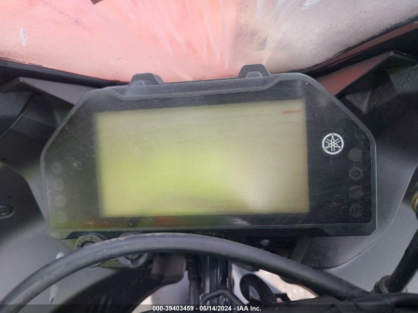 2022 YAMAHA YZFR3 A MH3RH18YXNK009110