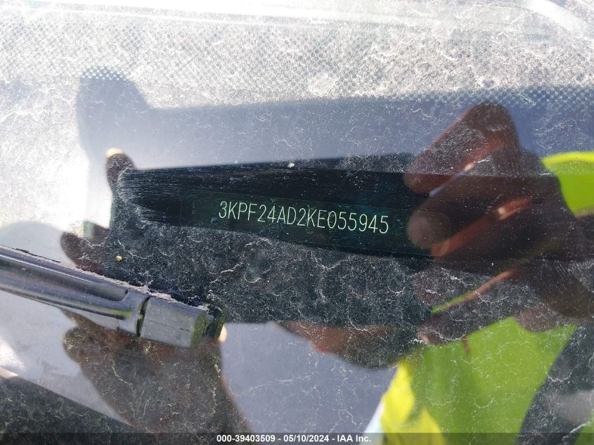2019 Kia Forte Lxs VIN: 3KPF24AD2KE055945 Lot: 39403509