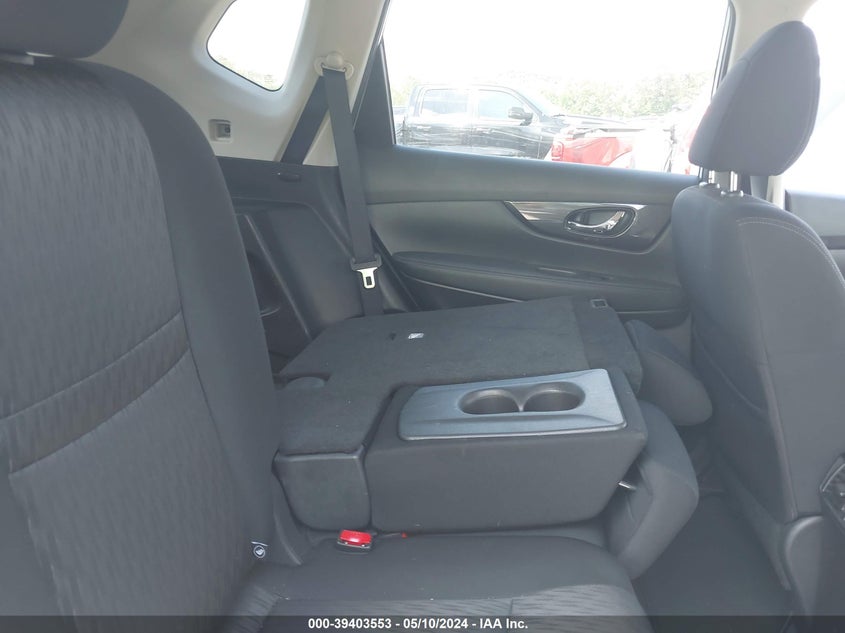 2017 NISSAN ROGUE S - KNMAT2MT7HP516855