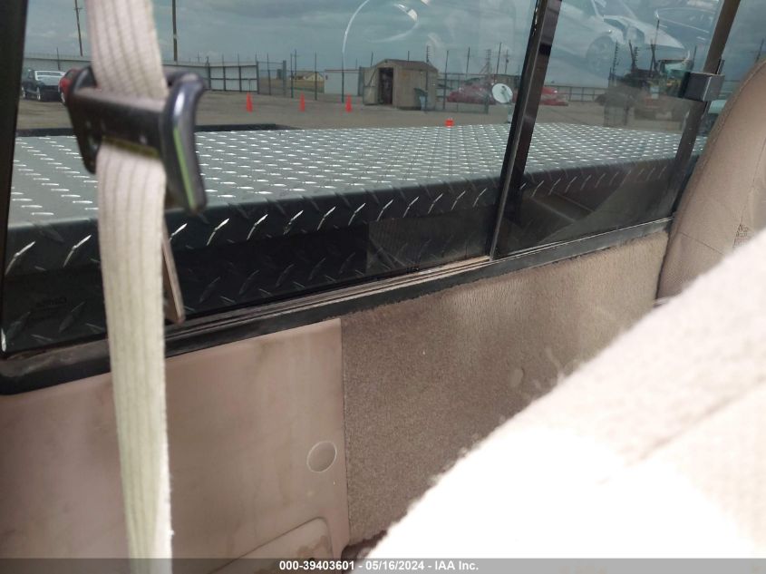 1998 Ford Ranger Splash/Xl/Xlt VIN: 1FTYR10C1WUA13897 Lot: 39403601