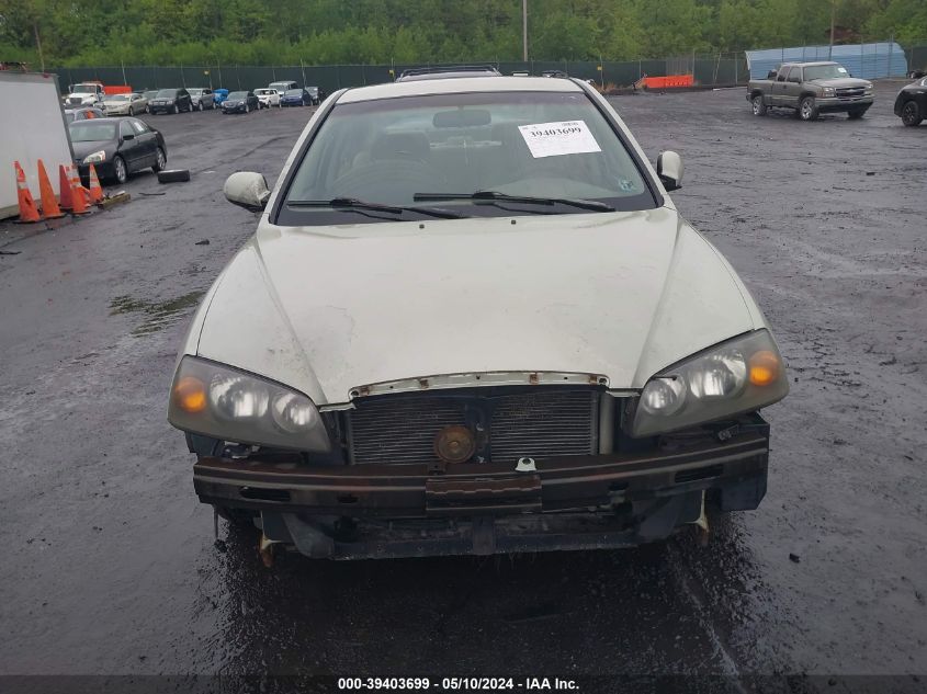 2004 Hyundai Elantra Gls/Gt VIN: KMHDN46D24U708961 Lot: 39403699