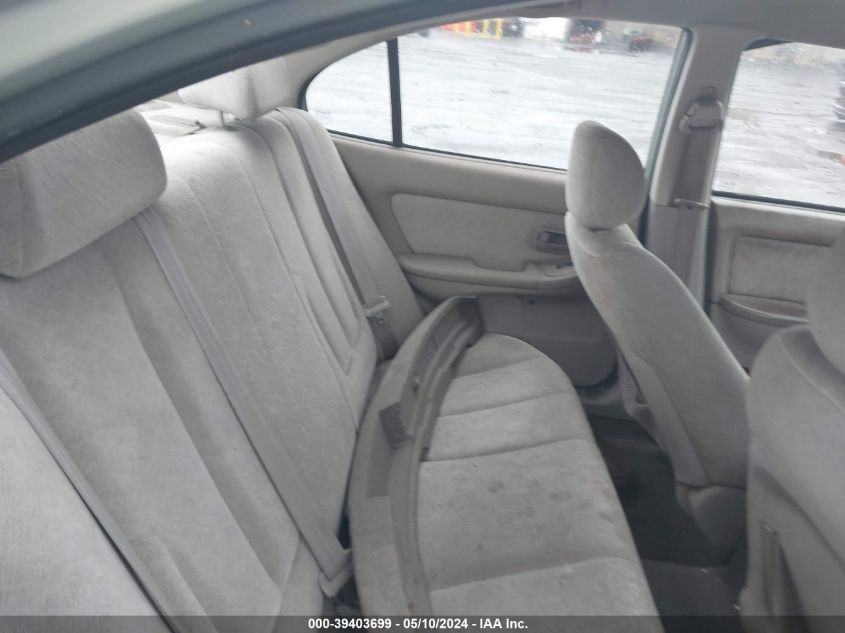 2004 Hyundai Elantra Gls/Gt VIN: KMHDN46D24U708961 Lot: 39403699