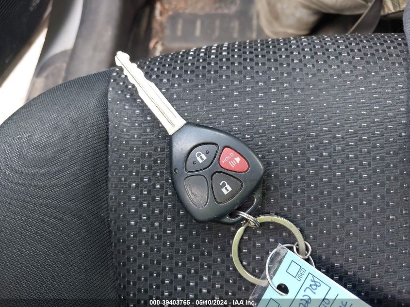 2010 Pontiac Vibe VIN: 5Y2SM6E05AZ407236 Lot: 39403765