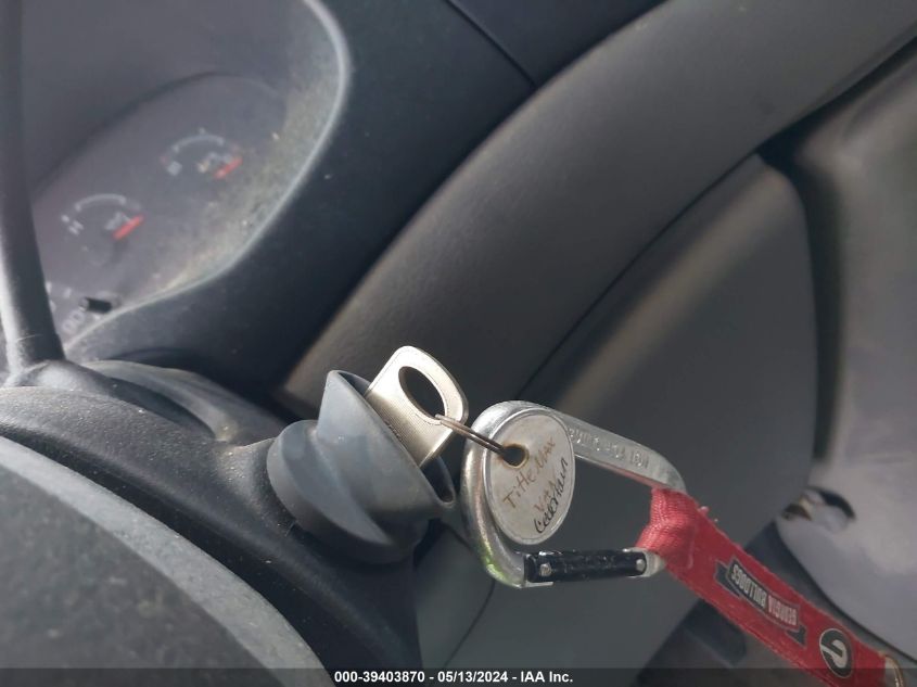 1999 Ford E-250 Commercial VIN: 1FTNE2422XHB14852 Lot: 39403870