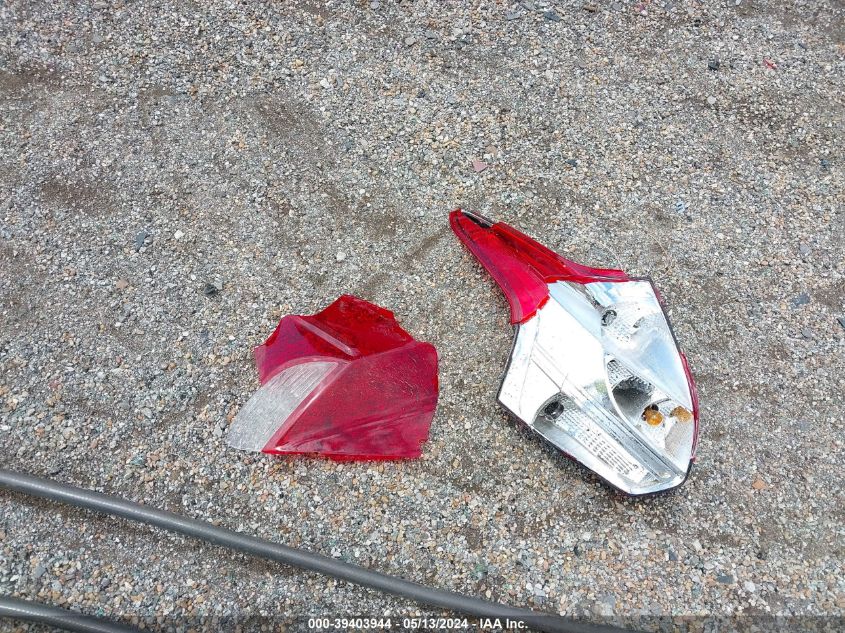 2013 Ford Focus Titanium VIN: 1FADP3N21DL123339 Lot: 39403944