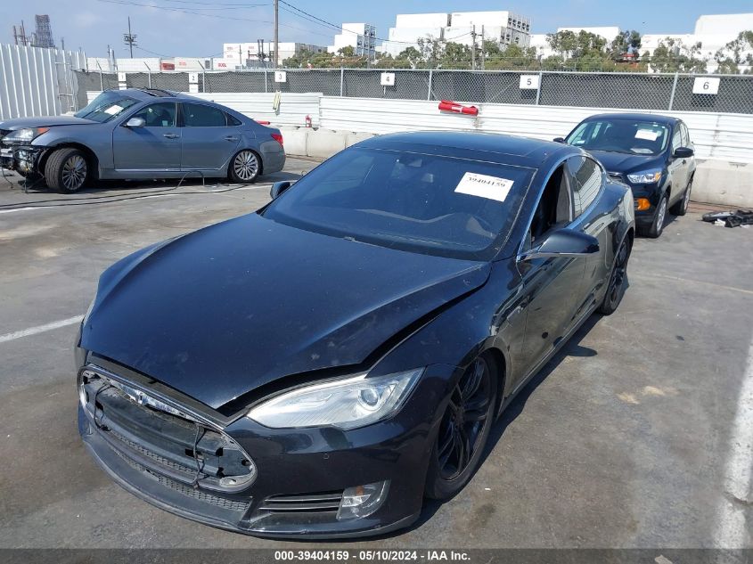 2015 Tesla Model S 70D/85D/P85D VIN: 5YJSA1E28FF112349 Lot: 39404159