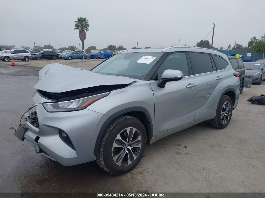 2020 TOYOTA HIGHLANDER XLE - 5TDGZRAH8LS502527