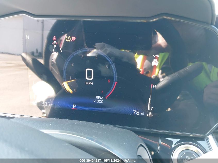 2025 Chevrolet Trax 2Rs VIN: 000378 Lot: 39404217