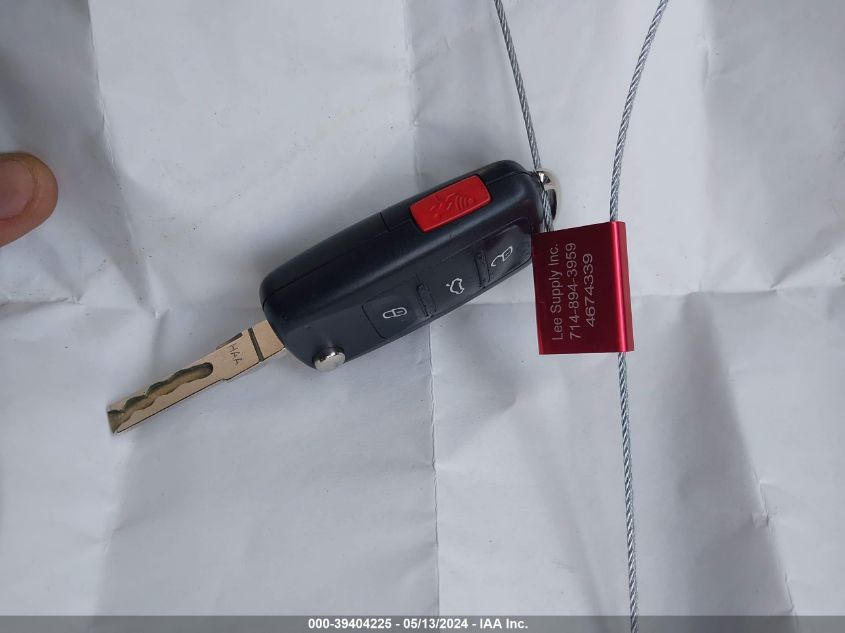 2017 Volkswagen Tiguan 2.0T/2.0T S VIN: WVGBV7AXXHK047594 Lot: 39404225