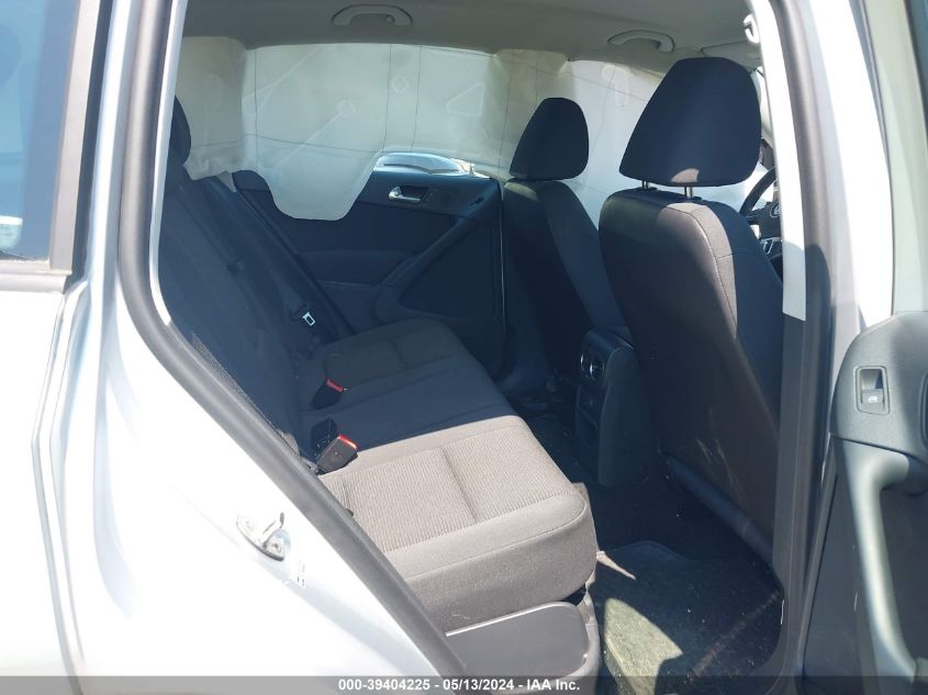 2017 Volkswagen Tiguan 2.0T/2.0T S VIN: WVGBV7AXXHK047594 Lot: 39404225