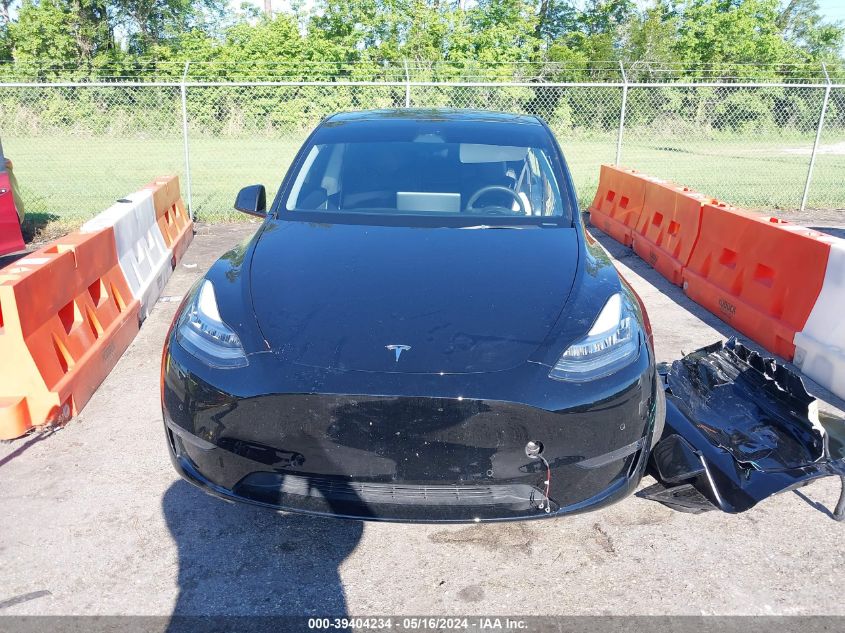 2022 Tesla Model Y Long Range Dual Motor All-Wheel Drive VIN: 7SAYGDEE7NA006381 Lot: 39404234