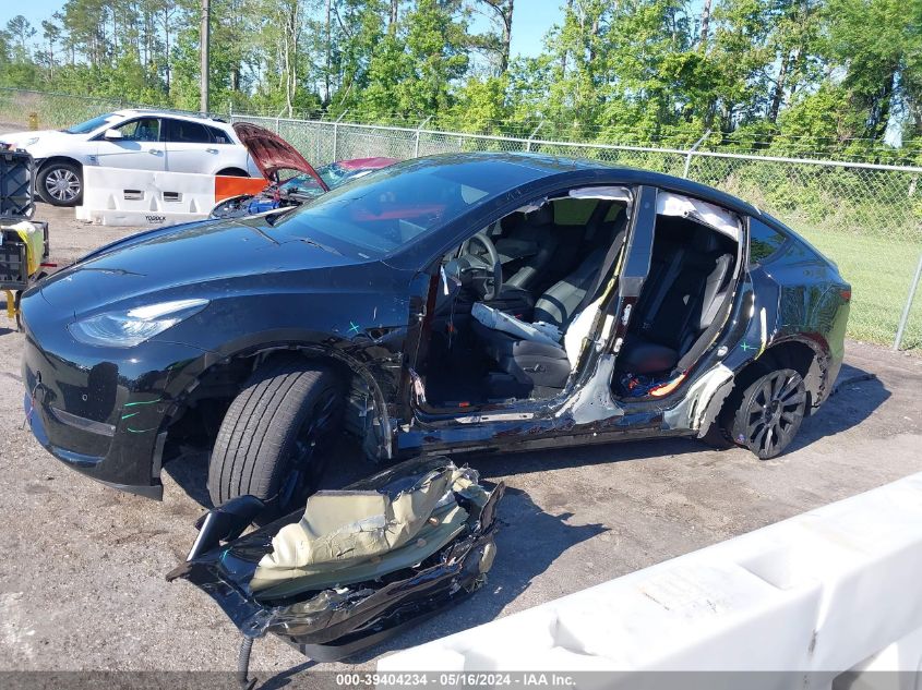 2022 Tesla Model Y Long Range Dual Motor All-Wheel Drive VIN: 7SAYGDEE7NA006381 Lot: 39404234