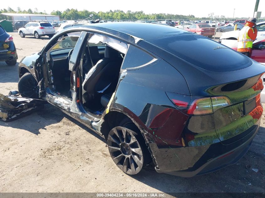 2022 Tesla Model Y Long Range Dual Motor All-Wheel Drive VIN: 7SAYGDEE7NA006381 Lot: 39404234