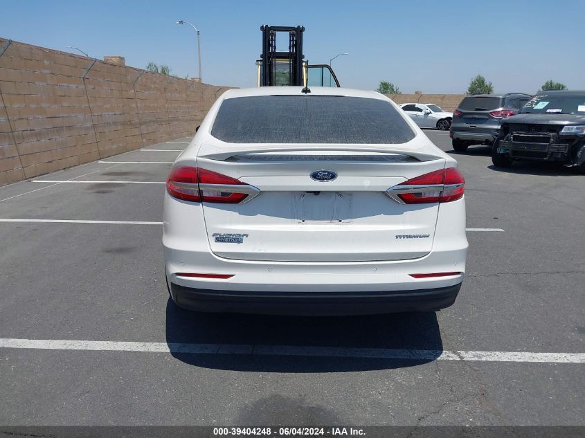 2019 Ford Fusion Energi Titanium VIN: 3FA6P0SU1KR232587 Lot: 39404248