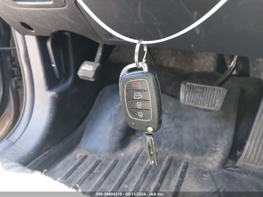 2018 Hyundai Santa Fe Sport 2.4L VIN: 5NMZTDLB8JH073881 Lot: 39404319