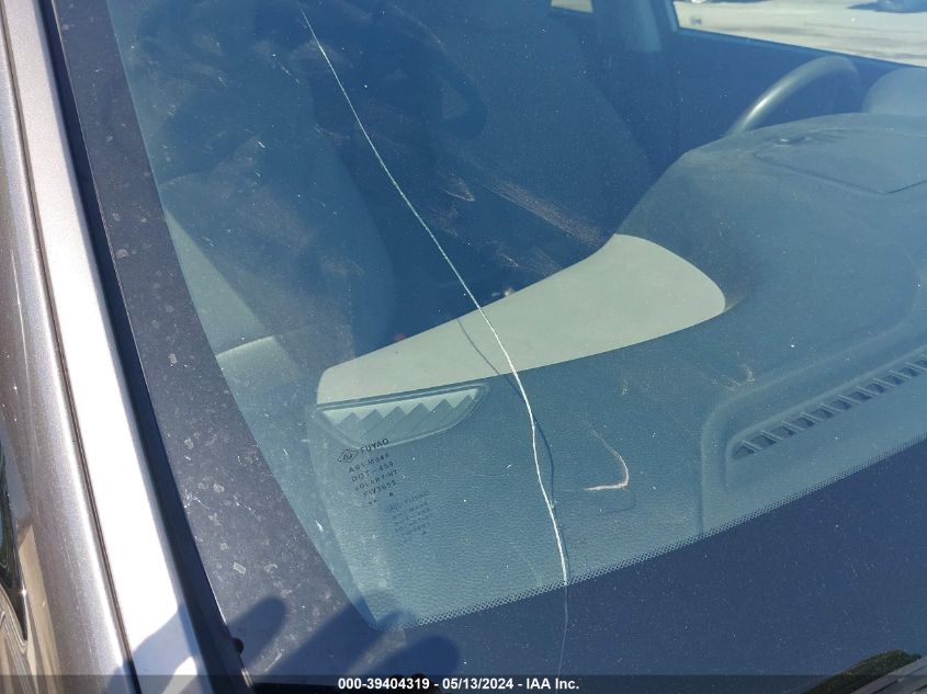 2018 Hyundai Santa Fe Sport 2.4L VIN: 5NMZTDLB8JH073881 Lot: 39404319