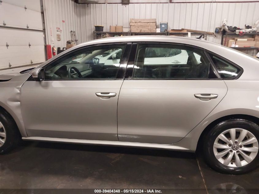 2013 Volkswagen Passat 2.5L S VIN: 1VWAH7A35DC098572 Lot: 39404348