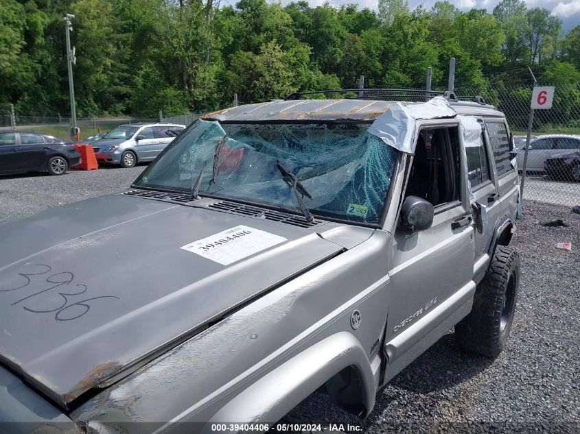 2000 Jeep Cherokee Classic VIN: 1J4FF58S2YL211782 Lot: 39404406