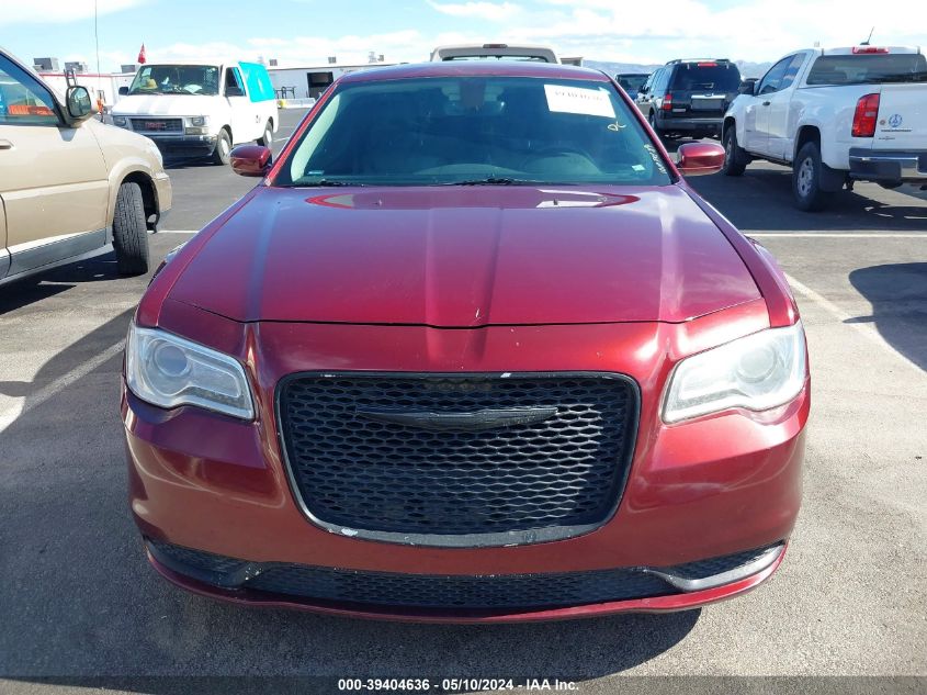 2016 Chrysler 300 Limited VIN: 2C3CCAAG2GH167749 Lot: 39404636