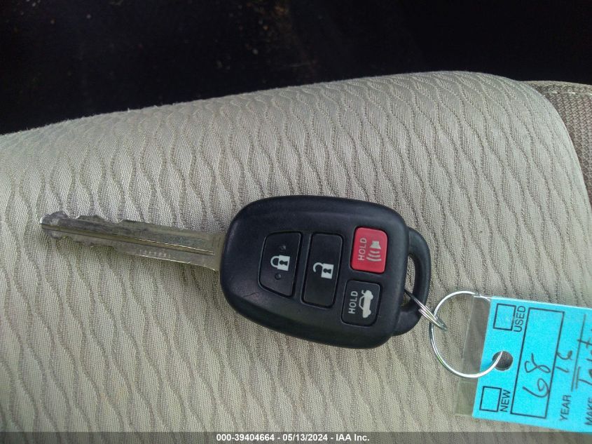 2016 Toyota Corolla Le VIN: 5YFBURHE4GP490038 Lot: 39404664