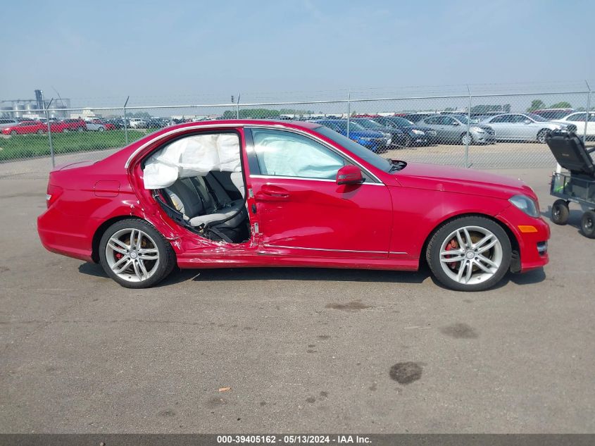 2014 Mercedes-Benz C 300 Luxury 4Matic/Sport 4Matic VIN: WDDGF8AB3ER311345 Lot: 39405162