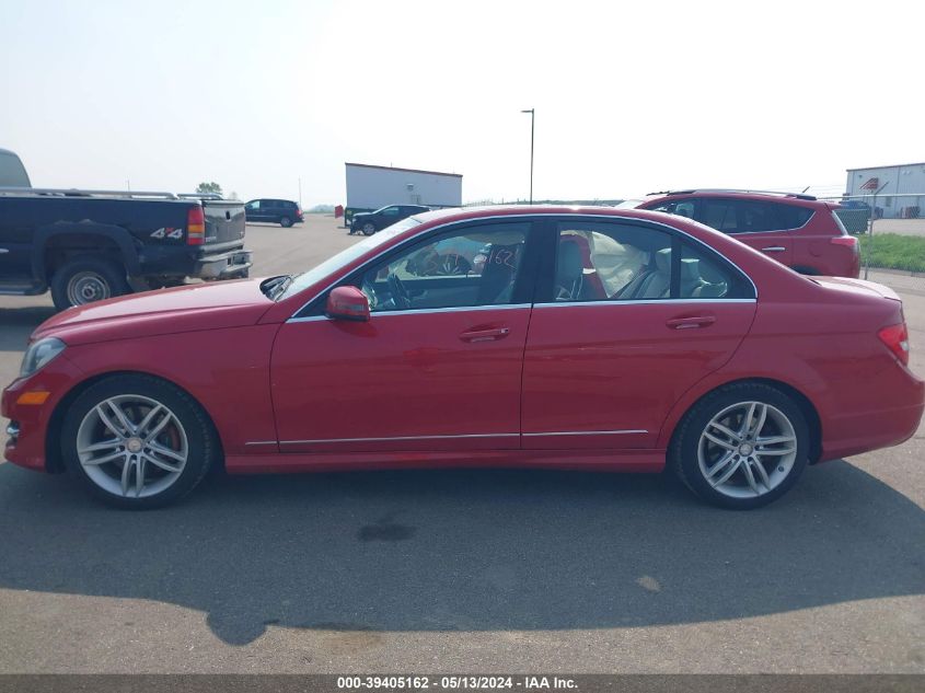 2014 Mercedes-Benz C 300 Luxury 4Matic/Sport 4Matic VIN: WDDGF8AB3ER311345 Lot: 39405162