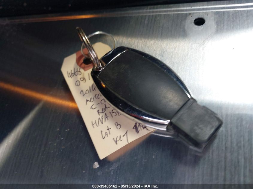 2014 Mercedes-Benz C 300 Luxury 4Matic/Sport 4Matic VIN: WDDGF8AB3ER311345 Lot: 39405162