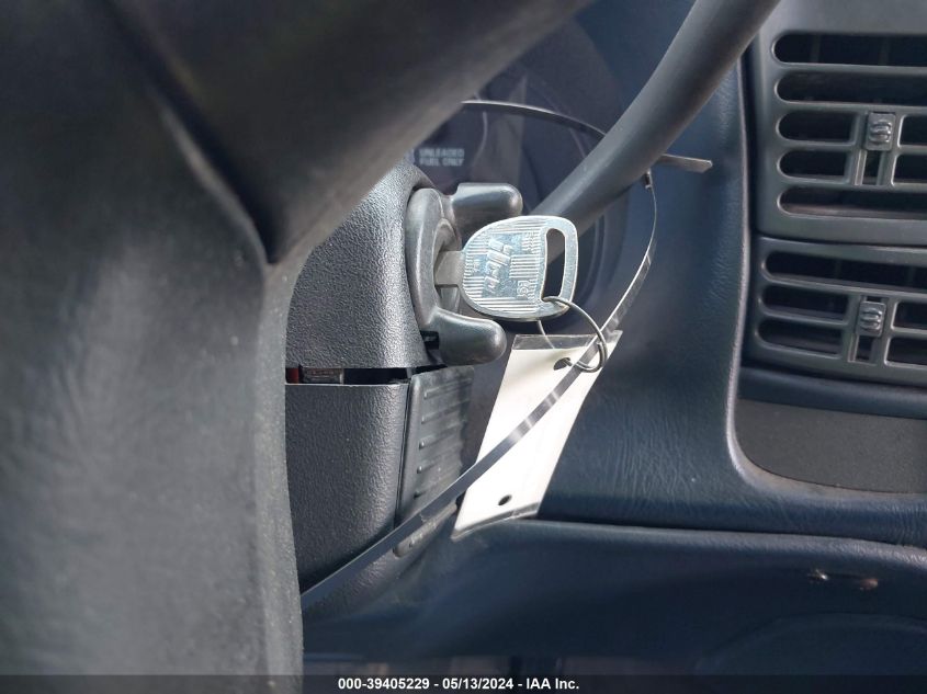 2000 Chevrolet Astro VIN: 1GCDM19W5YB164587 Lot: 39405229