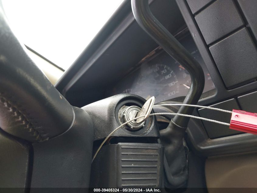 1999 Chevrolet Tahoe Ls VIN: 1GNEC13R0XJ328088 Lot: 39405324