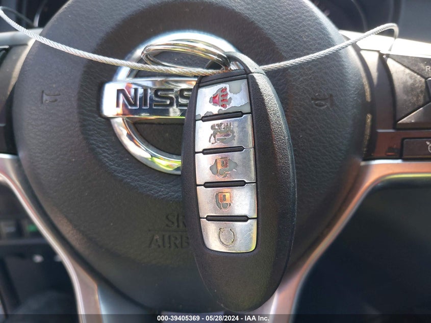 2017 Nissan Rogue Sv VIN: JN8AT2MT3HW387202 Lot: 39405369