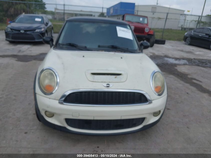 2007 Mini Cooper S VIN: WMWMF73577TL91122 Lot: 39405413