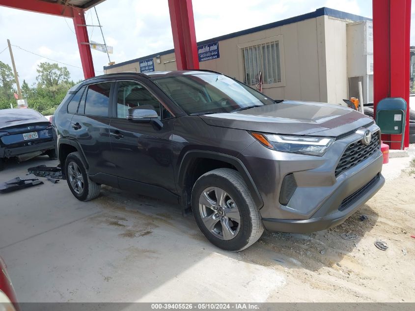 2024 Toyota Rav4 Xle VIN: 2T3W1RFV8RC259585 Lot: 39405526