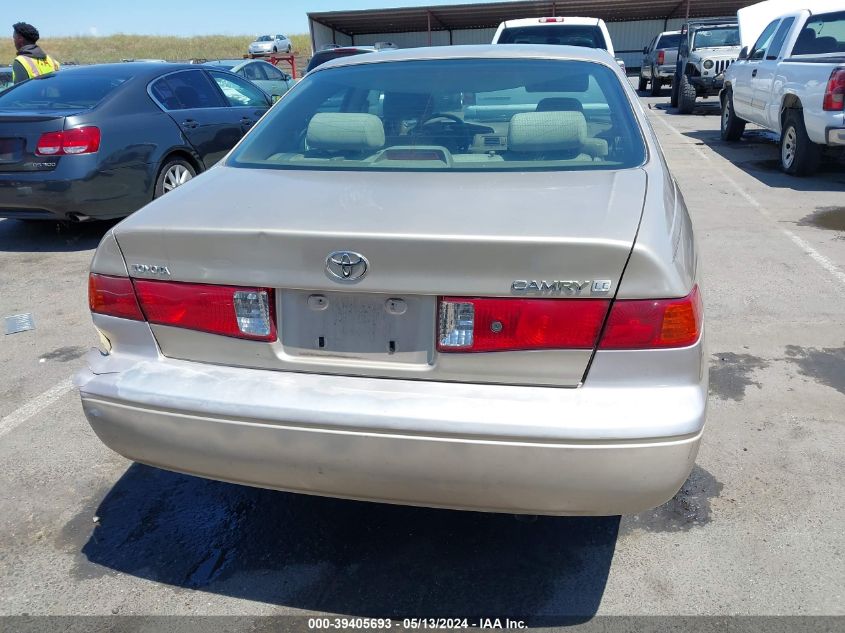 2000 Toyota Camry Le VIN: JT2BG22KXY0512660 Lot: 39405693