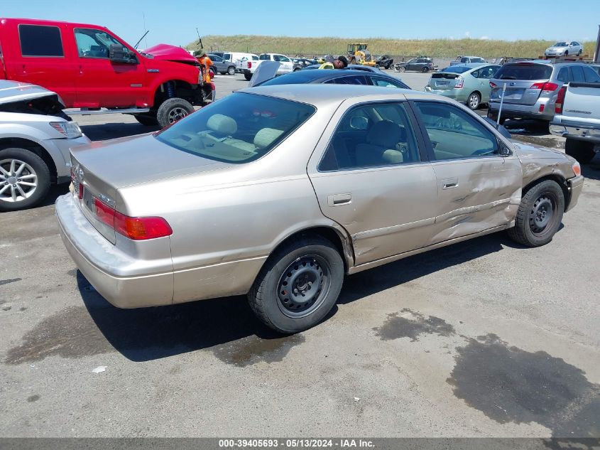 2000 Toyota Camry Le VIN: JT2BG22KXY0512660 Lot: 39405693