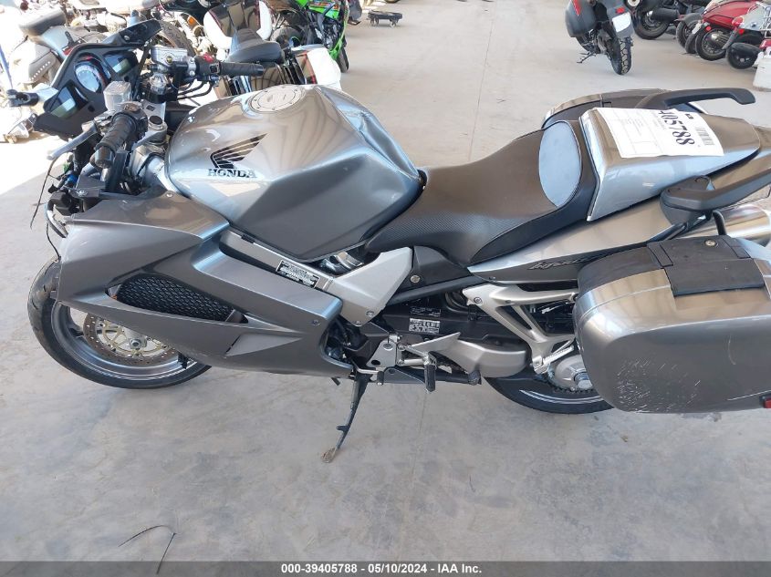 2008 Honda Vfr800 VIN: JH2RC46038M000079 Lot: 39405788