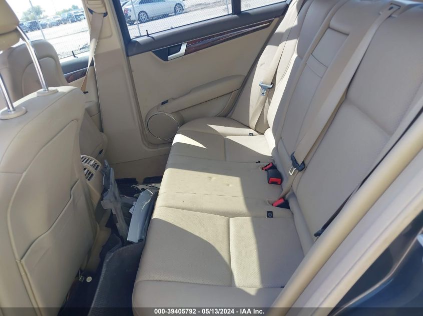 2013 Mercedes-Benz C 300 Luxury 4Matic/Sport 4Matic VIN: WDDGF8AB7DR245638 Lot: 39405792