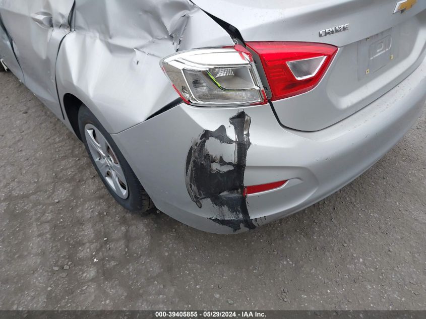 2017 Chevrolet Cruze Ls Auto VIN: 1G1BC5SM7H7262509 Lot: 39405855