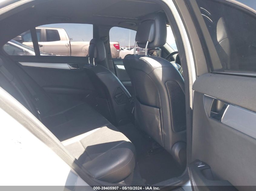 2008 Mercedes-Benz C 300 Luxury/Sport VIN: WDDGF54XX8R013546 Lot: 39405907